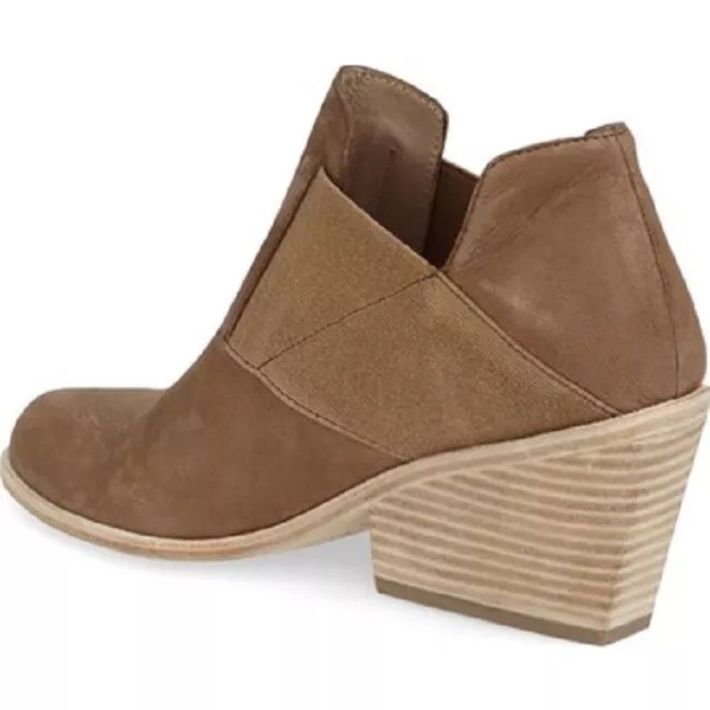 Eileen Fisher Even Sienna Tan Nubuck Block Heel Booties Sz 6